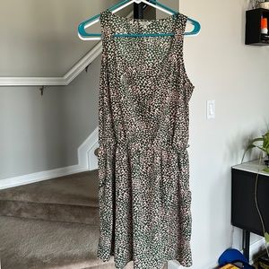 Guess Lightweight Dress with Pockets!